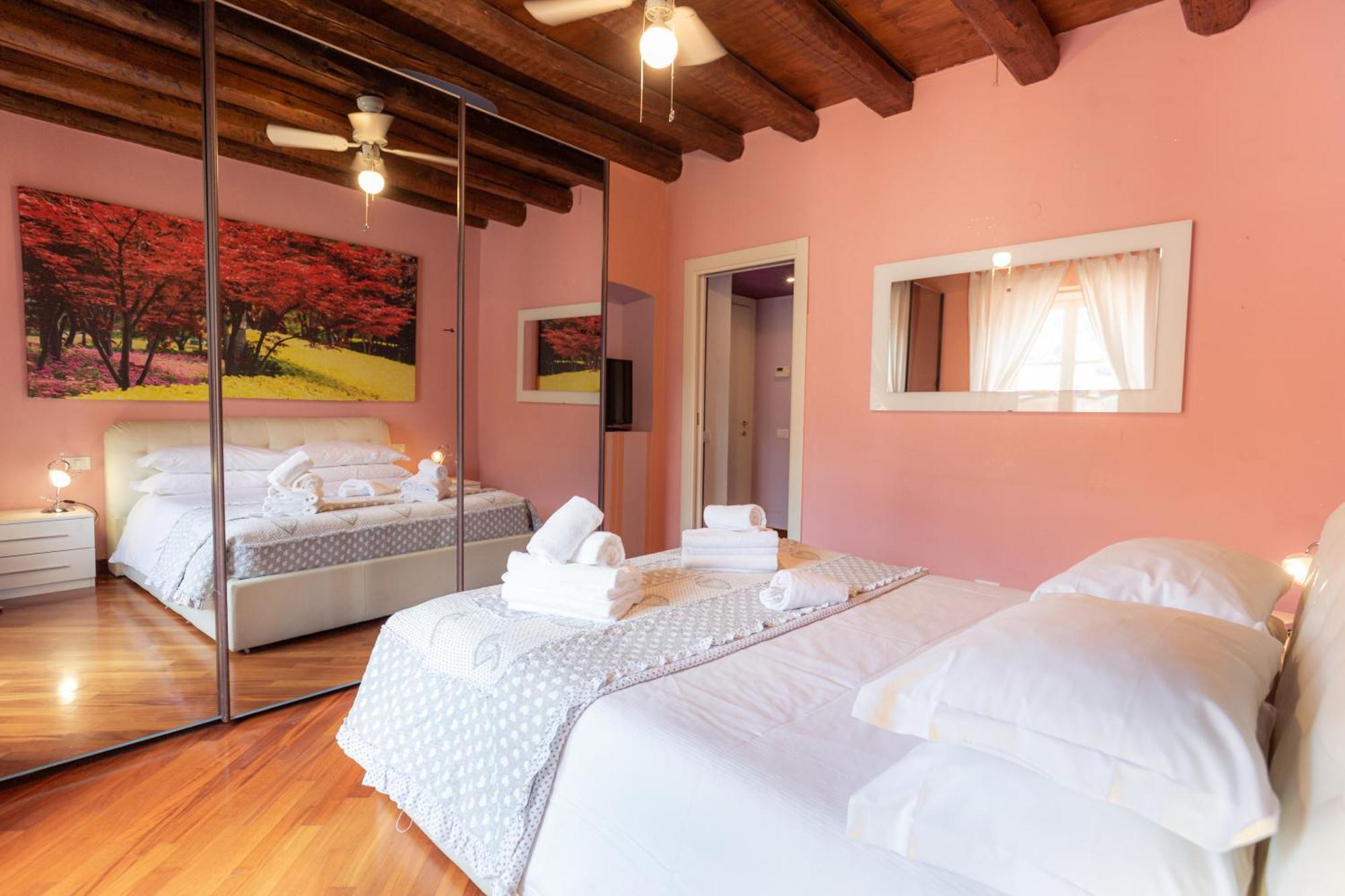 Soleluna Apartments - By Relais Di Giada Lake Como Exteriör bild