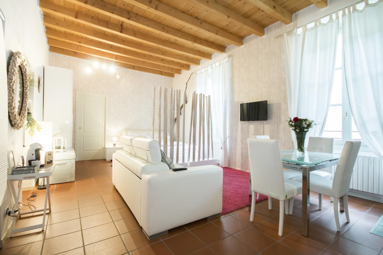 Soleluna Apartments - By Relais Di Giada Lake Como Exteriör bild
